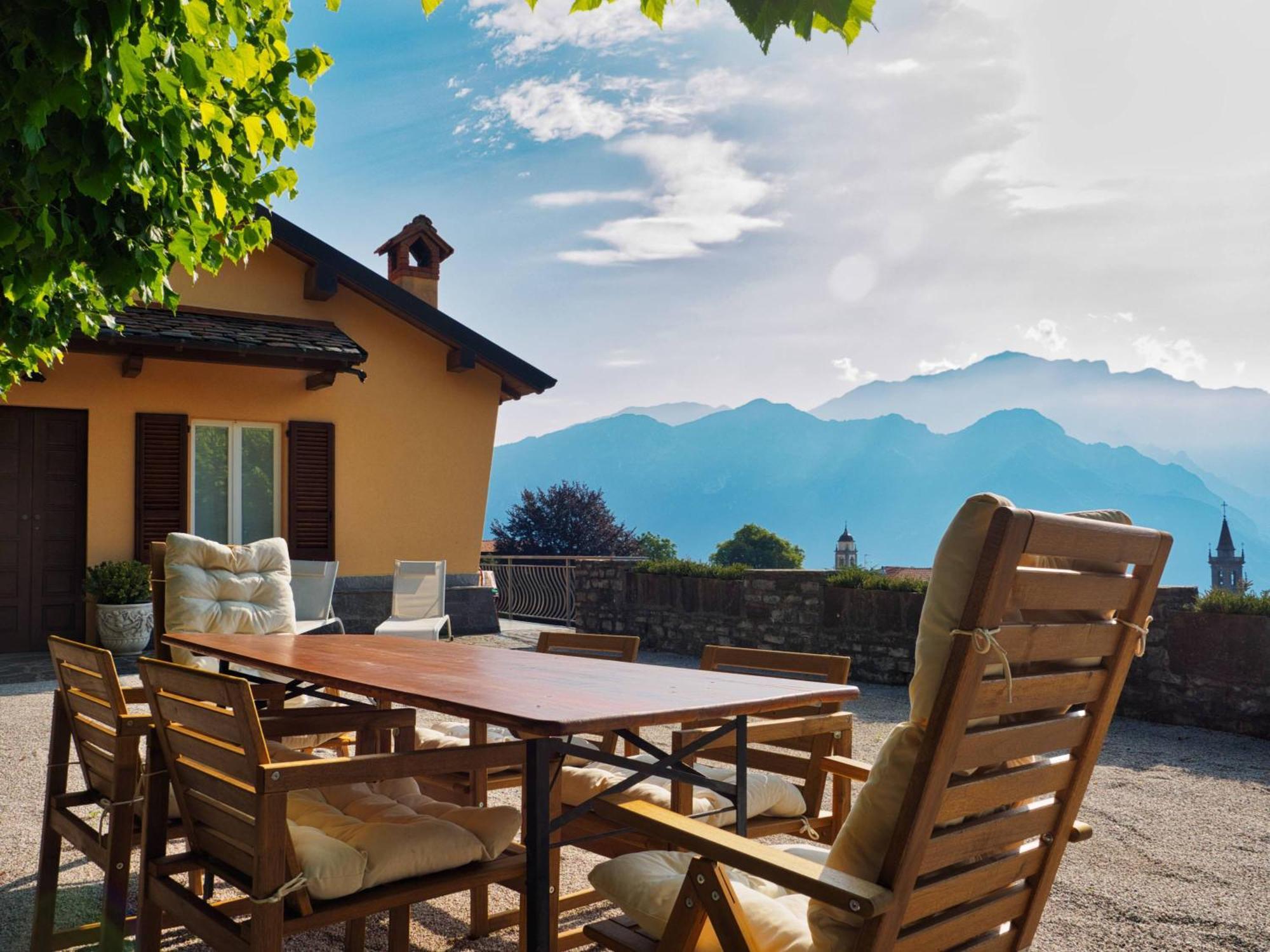 Holiday home Panoramic Lakeview House Bellagio Civenna