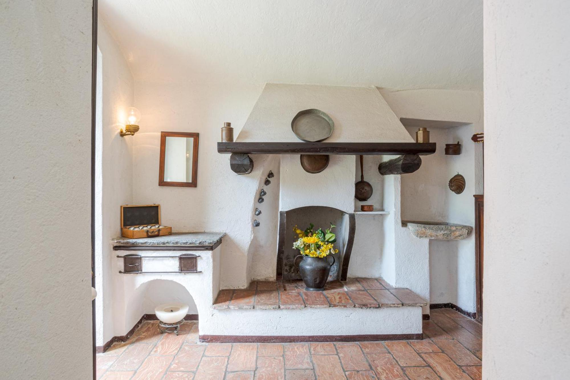 Stunning Castle In With Lake View Tremezzo