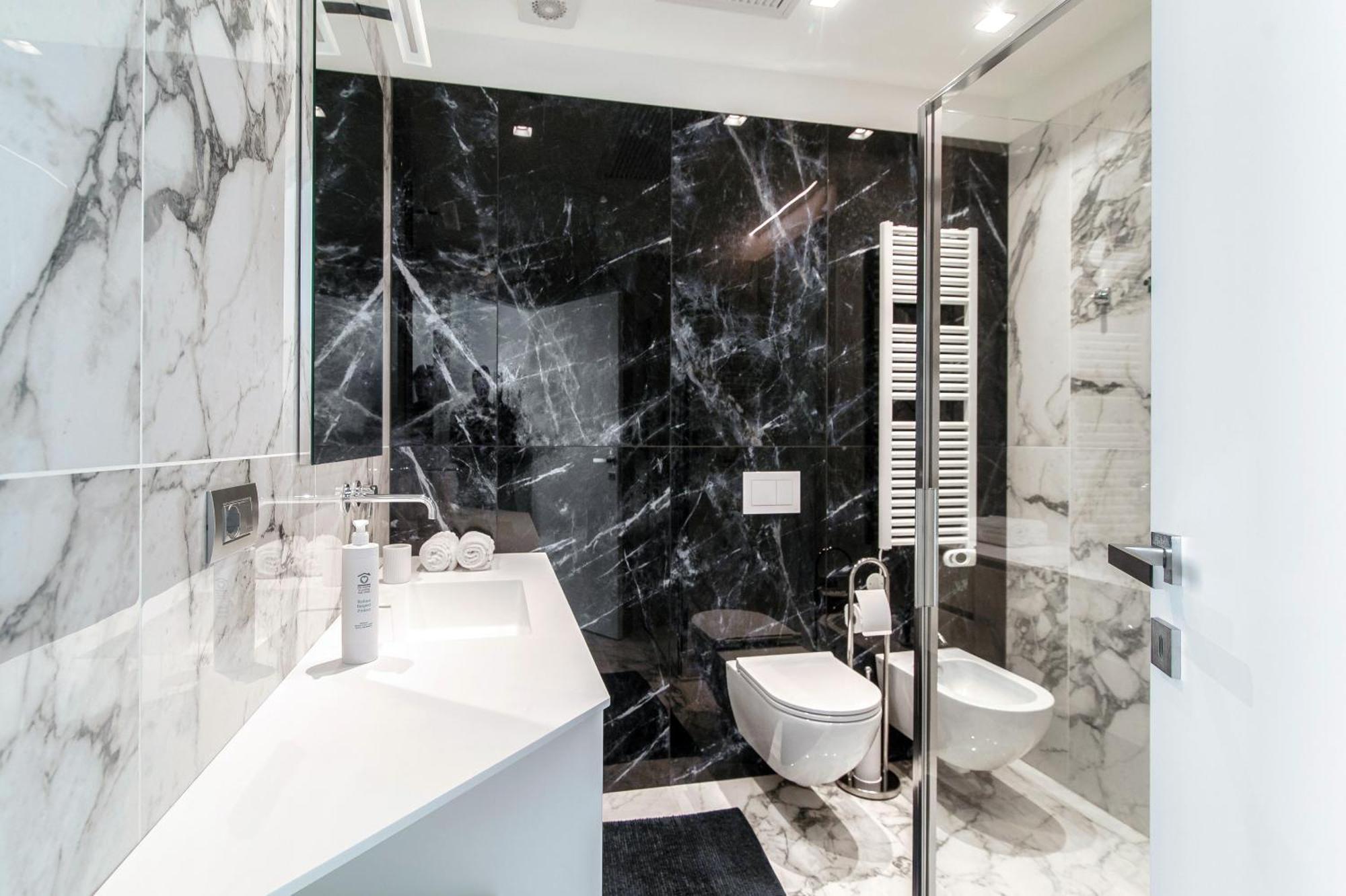 Apartment Rubini - By Myhomeincomo Como