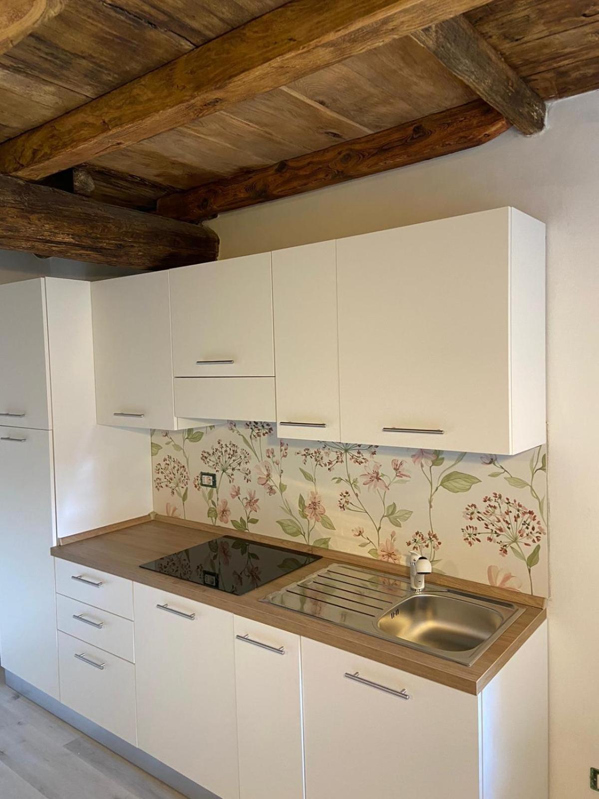 Apartment Prima Del Cielo - Esino Lario