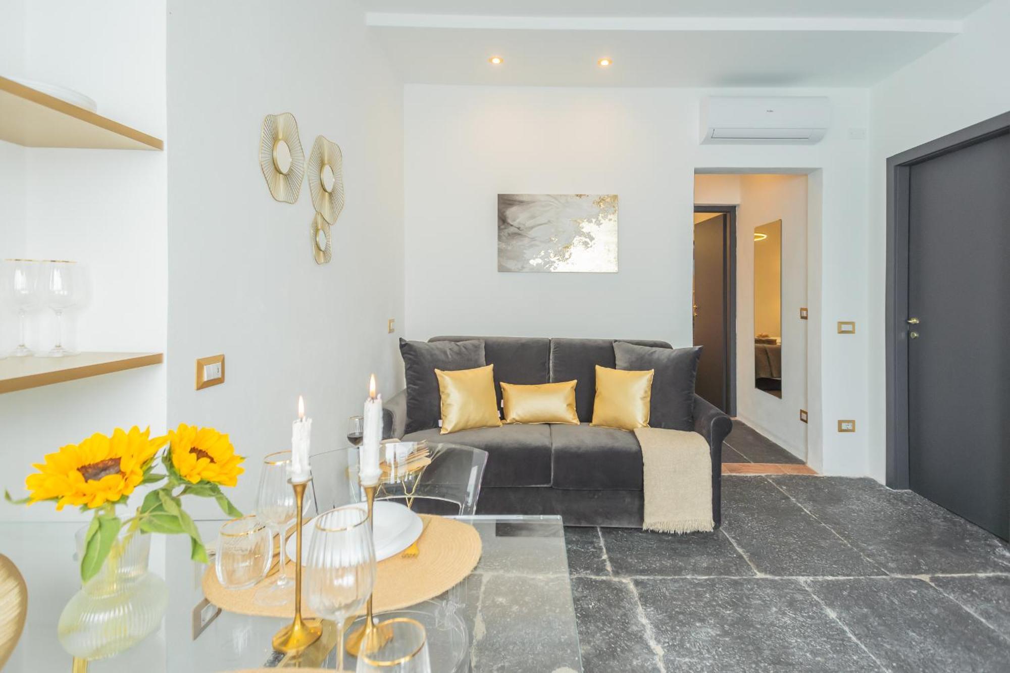 Apartment Dreams By Rent Como