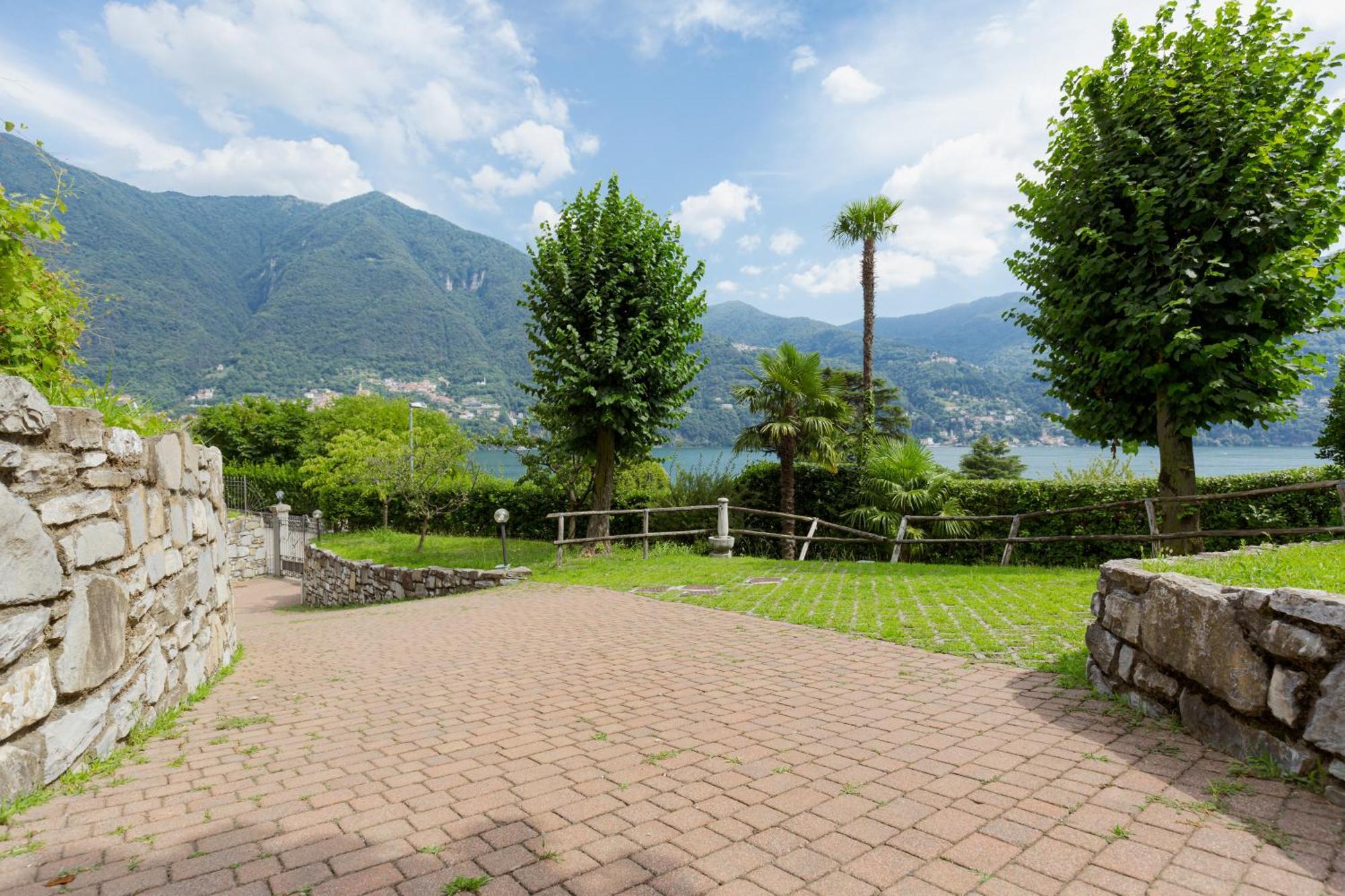 Luxury Villa Laglio