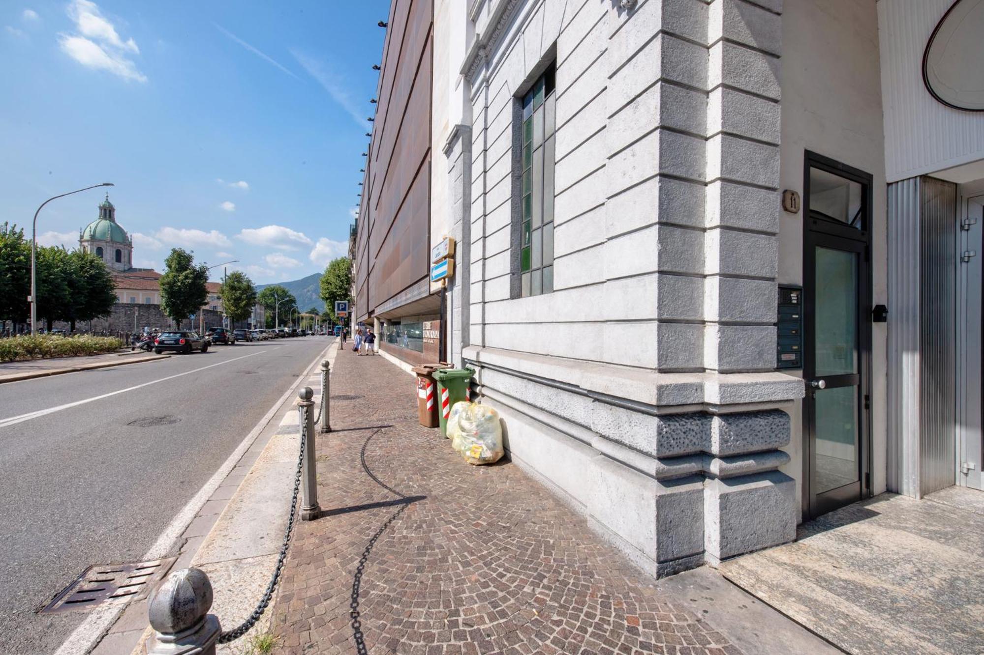 Apartment In Centro - *