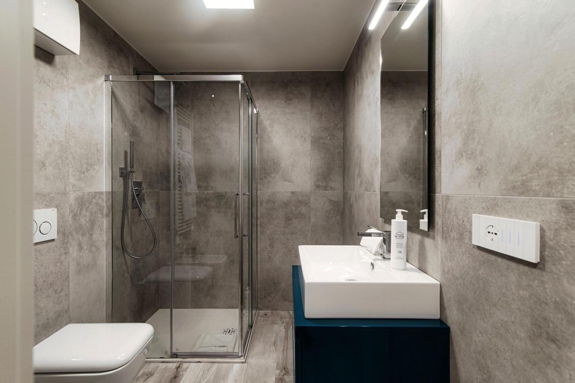 Diaz 3 - By Myhomeincomo Apartment Como
