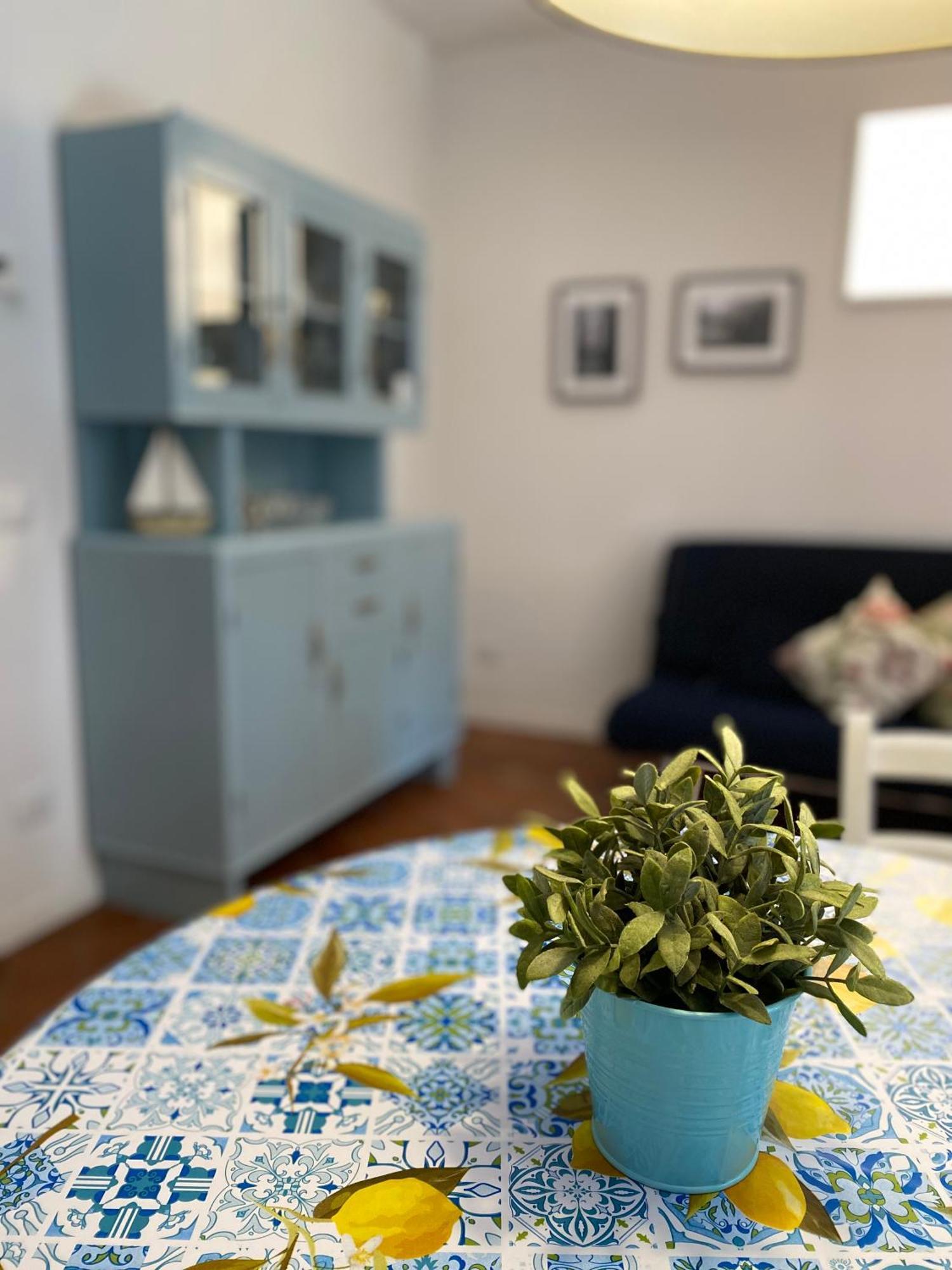Apartment House Torre Mandello del Lario