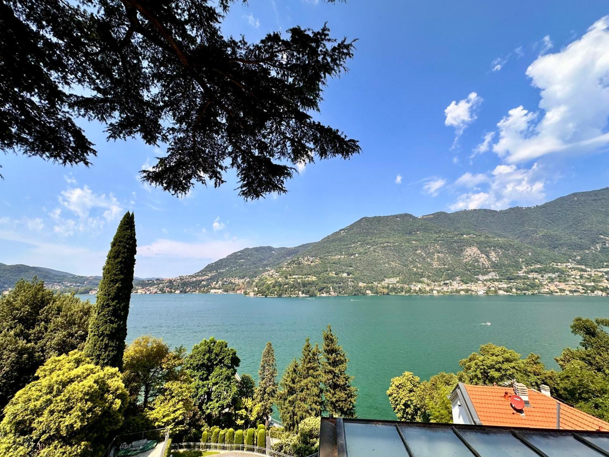 Riflesso Villa *
