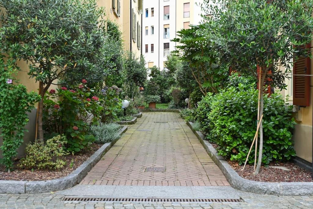 Apartment Borgovico48 Cozy Near The Station San Giovanni And The Center