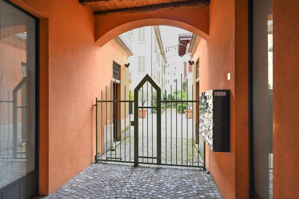 Apartment Borgovico48 Cozy Near The Station San Giovanni And The Center Como