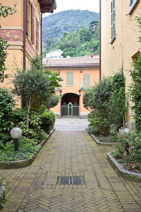 Apartment Borgovico48 Cozy Near The Station San Giovanni And The Center