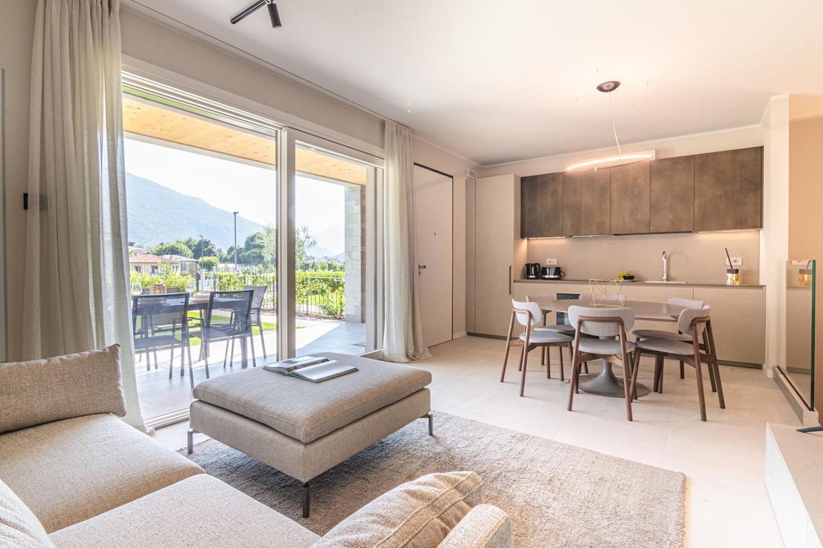 Dorato Luxury & - View Colico