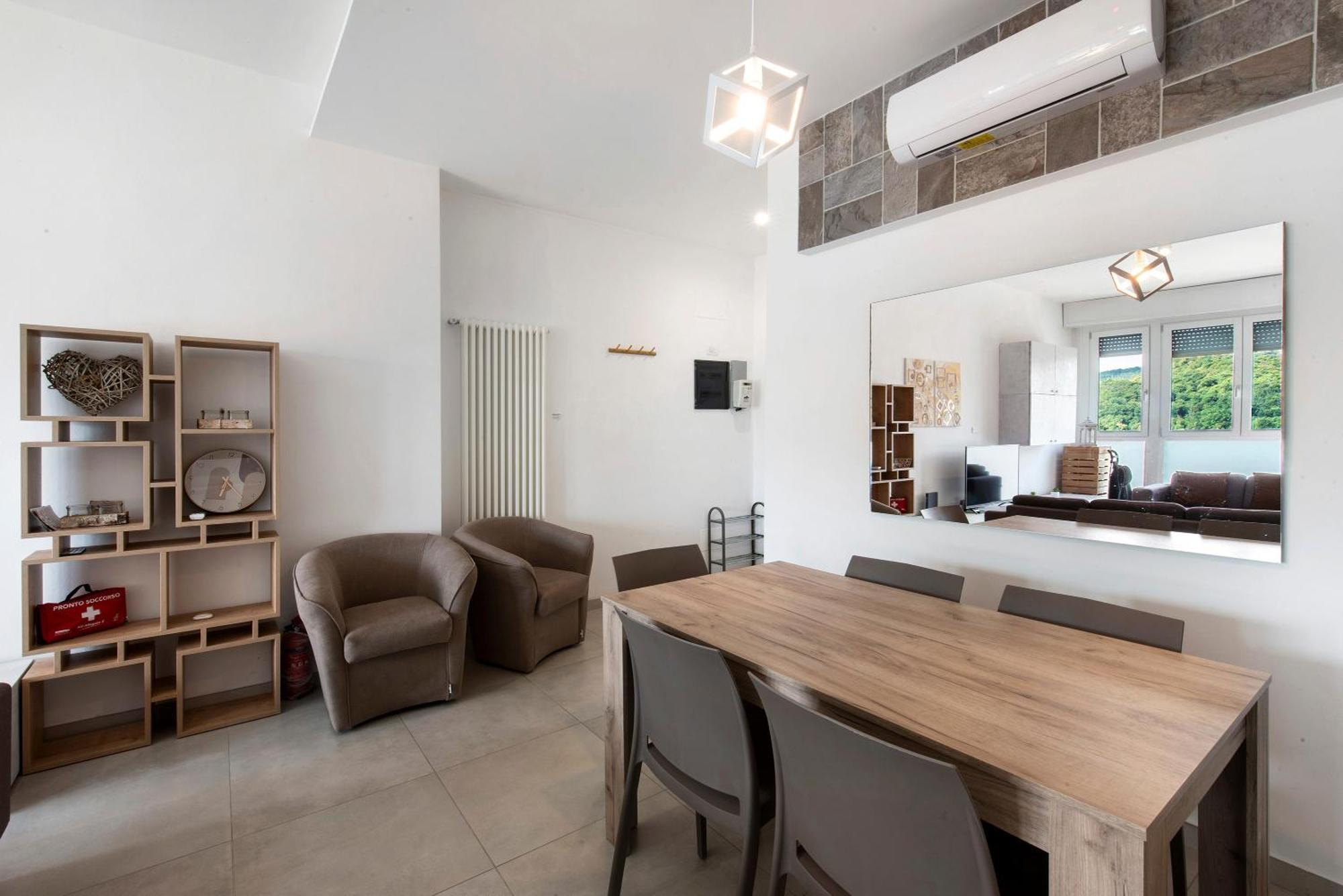 La Fontana Dei Merli, Lake Apartment