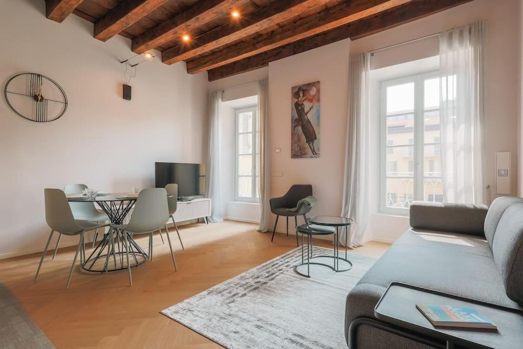 Apartment Luca's Luxury Flat In Palazzo Diaz - Center *