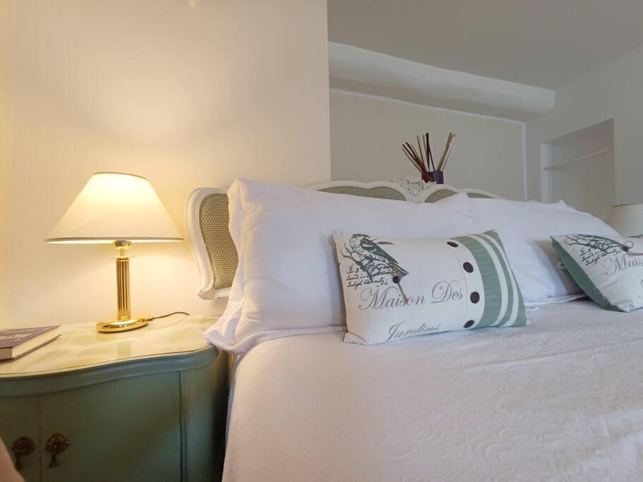 The Boards House On - House Or Master Bedroom Only Dorio