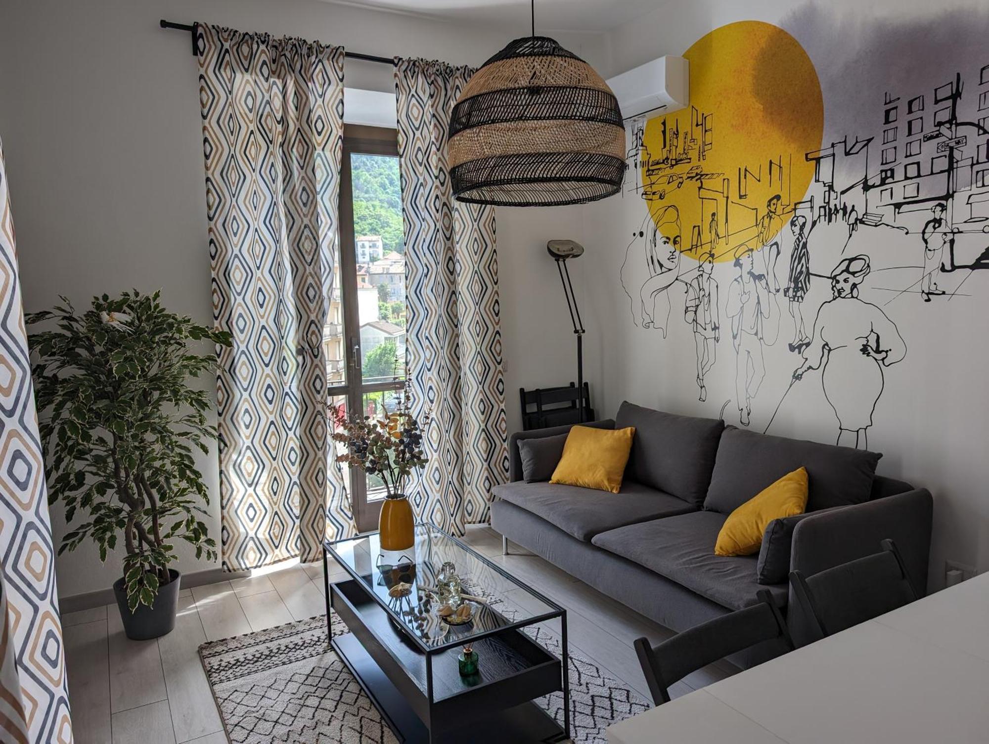 Bright Flat Just 10 Minutes From The Centre * Como
