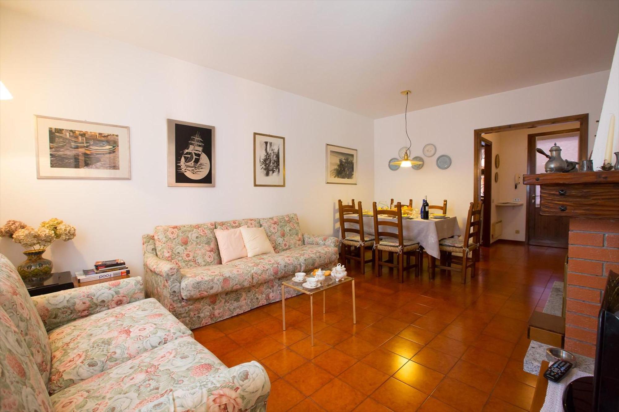 Apartment Poggio Fiorito Loggetta *