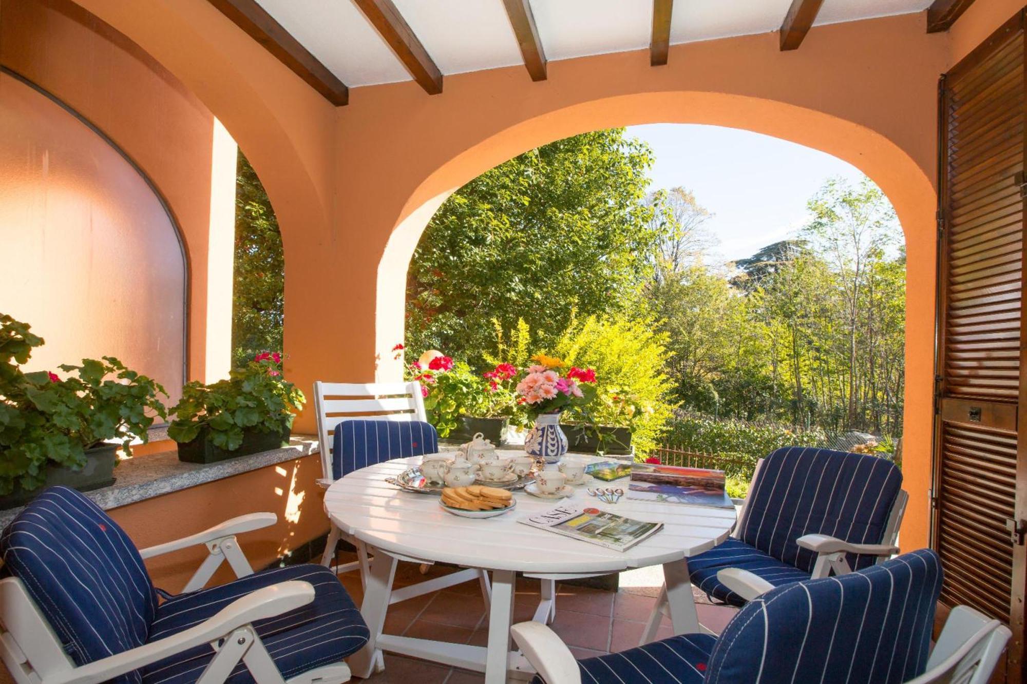 Apartment Poggio Fiorito Loggetta Menaggio