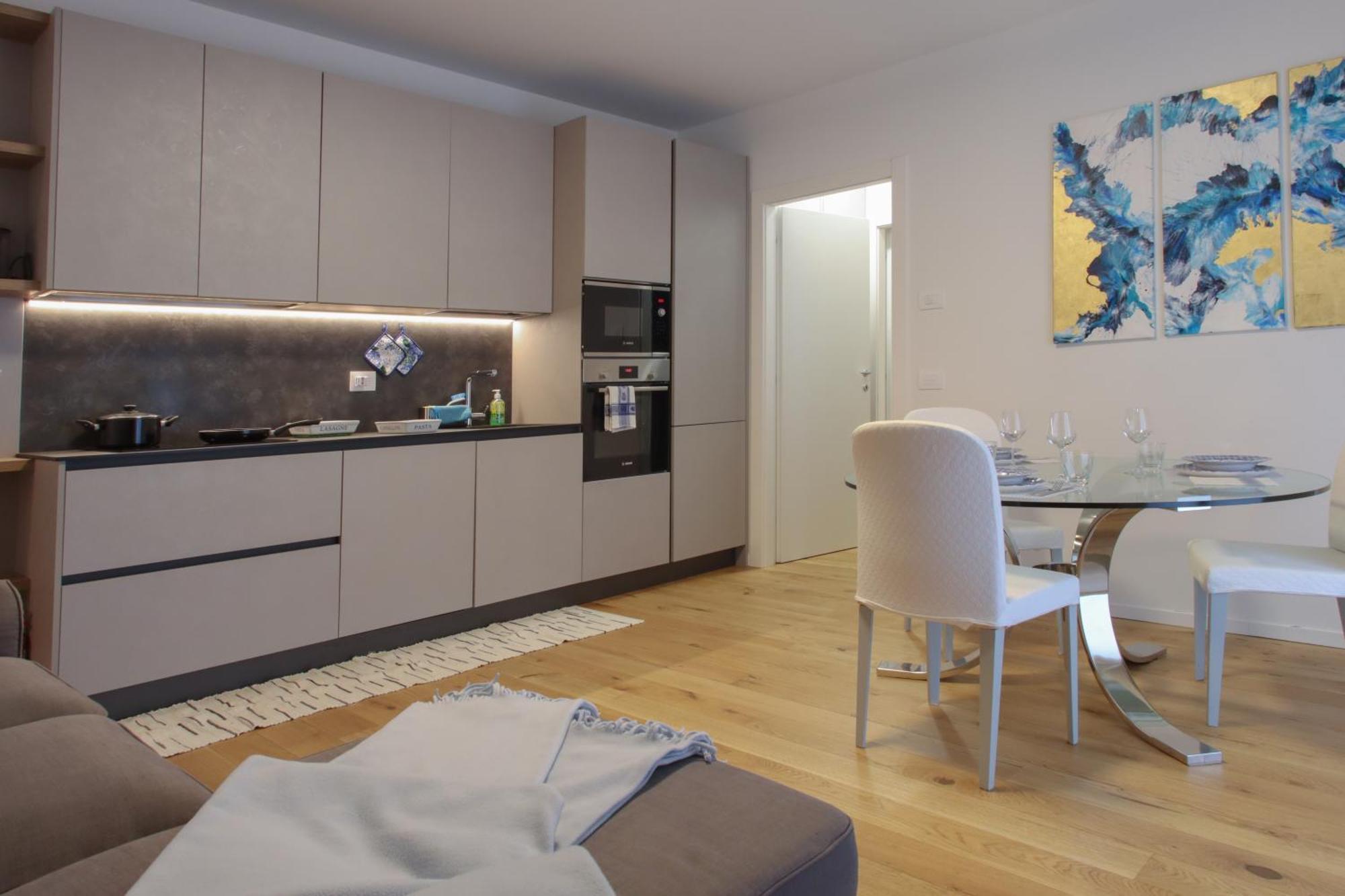 Casa Ardo Wifi & Free Parking In Center Apartment Lecco