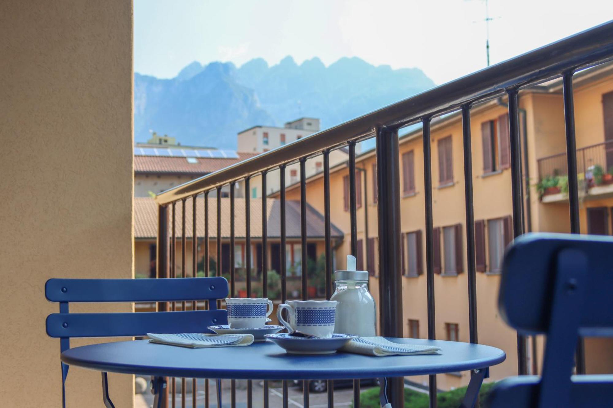 Apartment Casa Ardo Wifi & Free Parking In Center Lecco