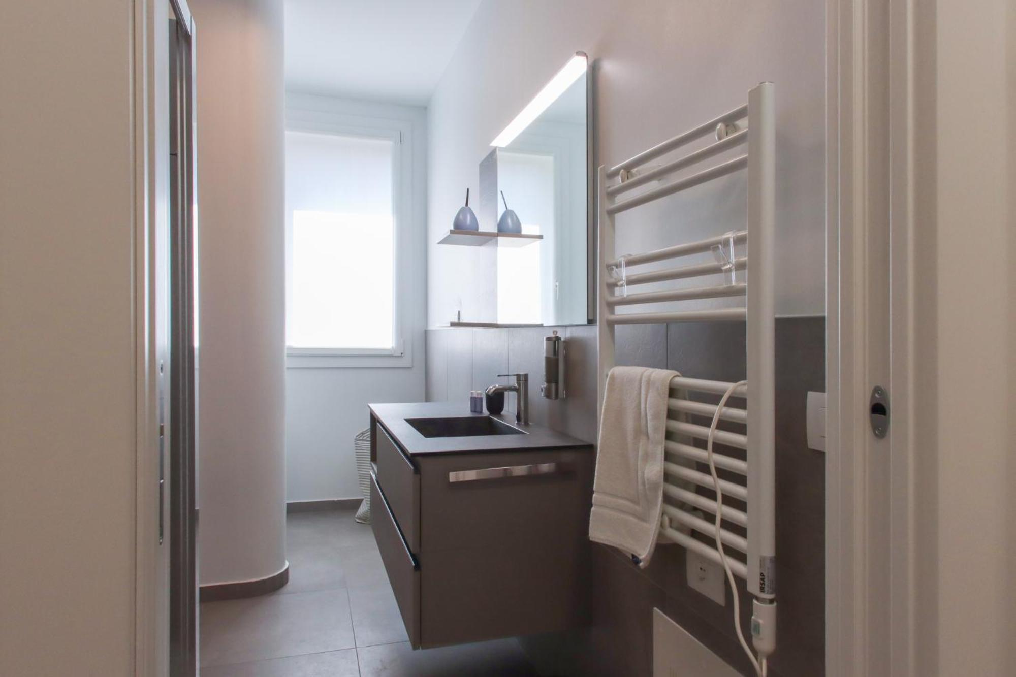 Casa Ardo Wifi & Free Parking In Center * Lecco