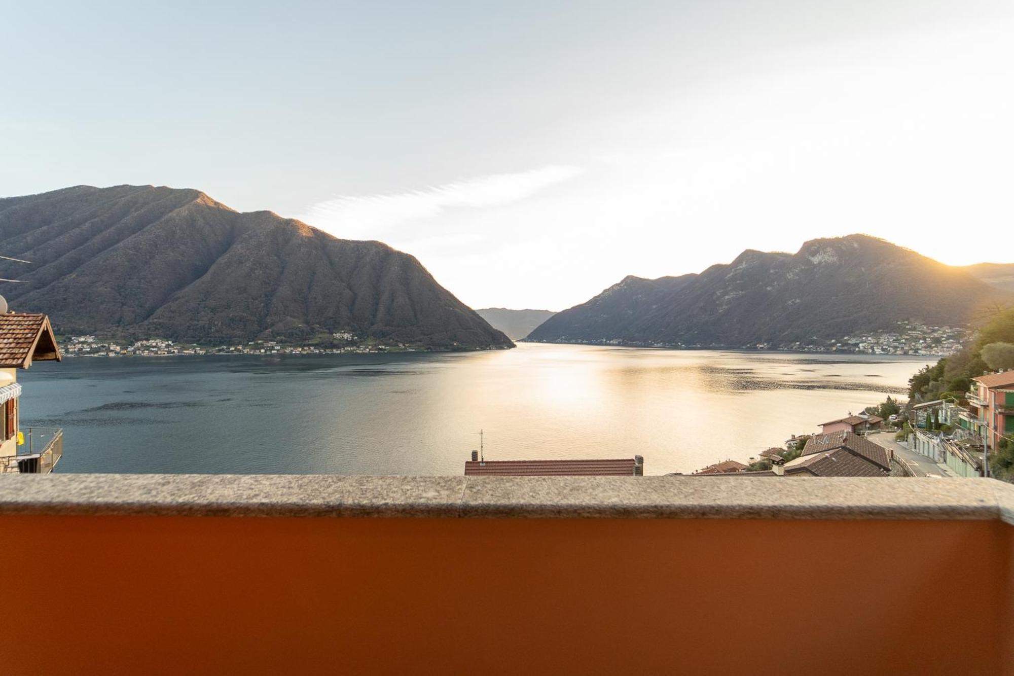 Splendida Casa Con Terrazza Vista E 2 Garage *