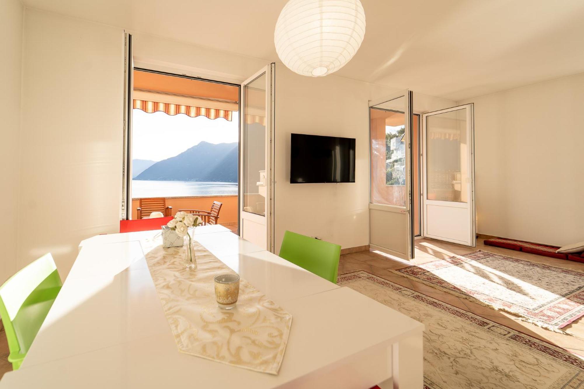 Splendida Casa Con Terrazza Vista E 2 Garage