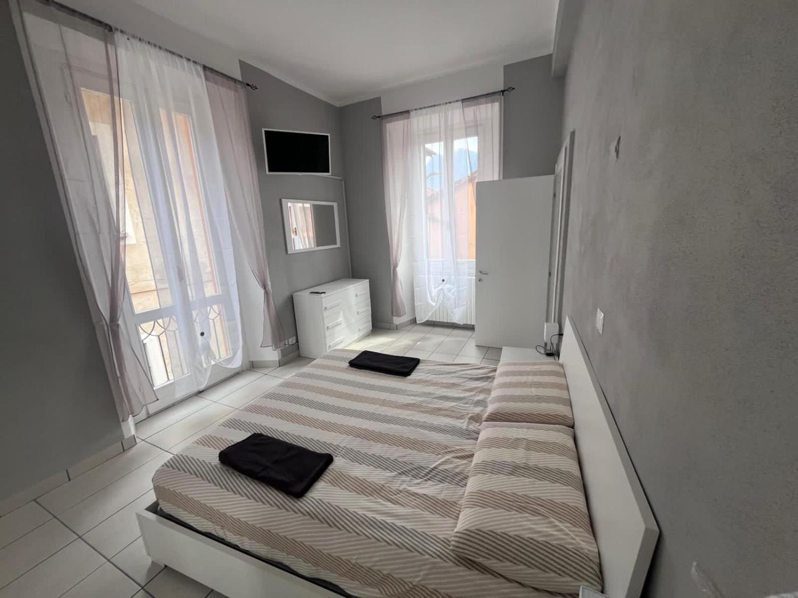 Casa Castagna - *
