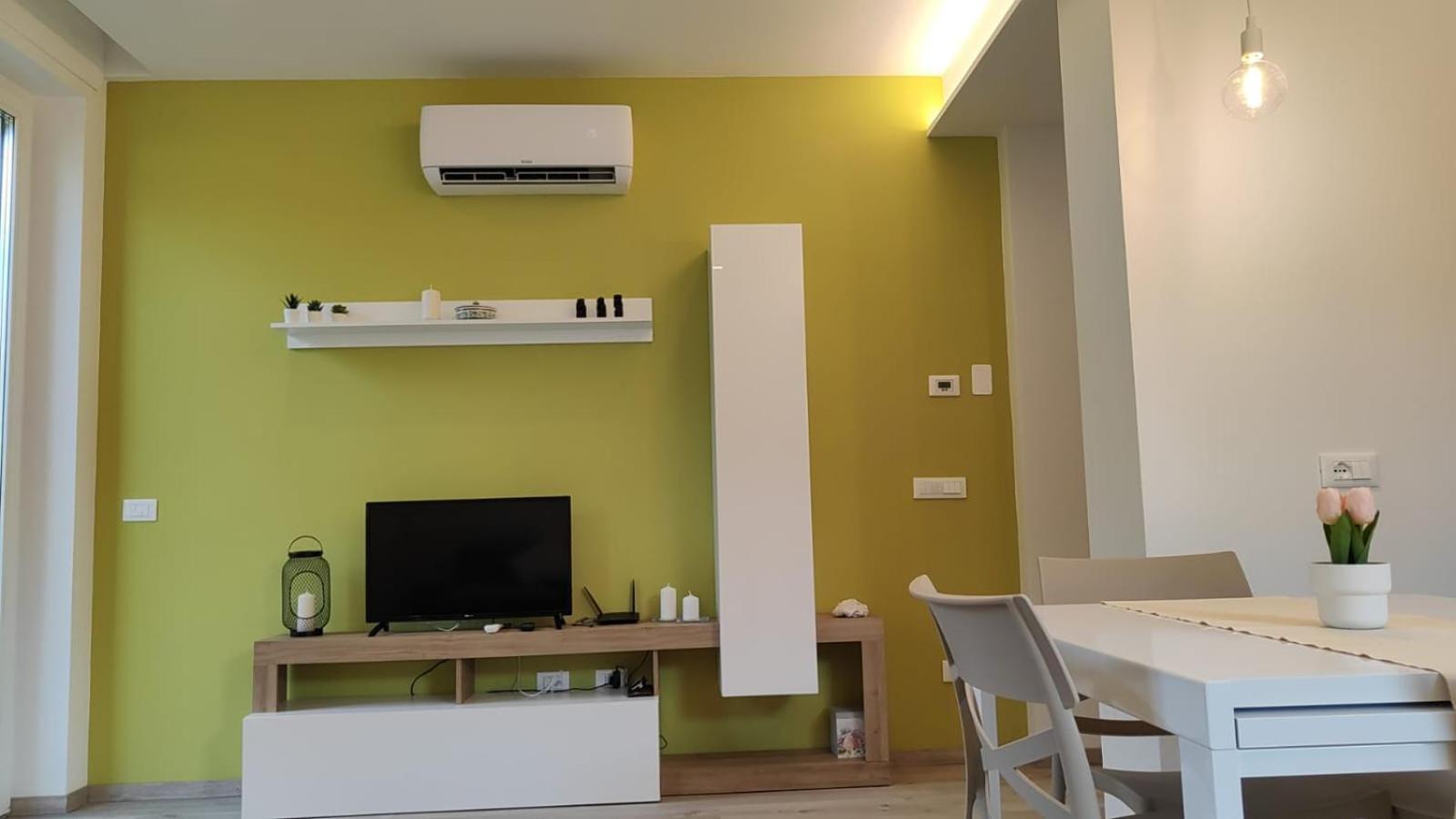 Uno Spazio Di Vibrazioni Apartment Lezzeno