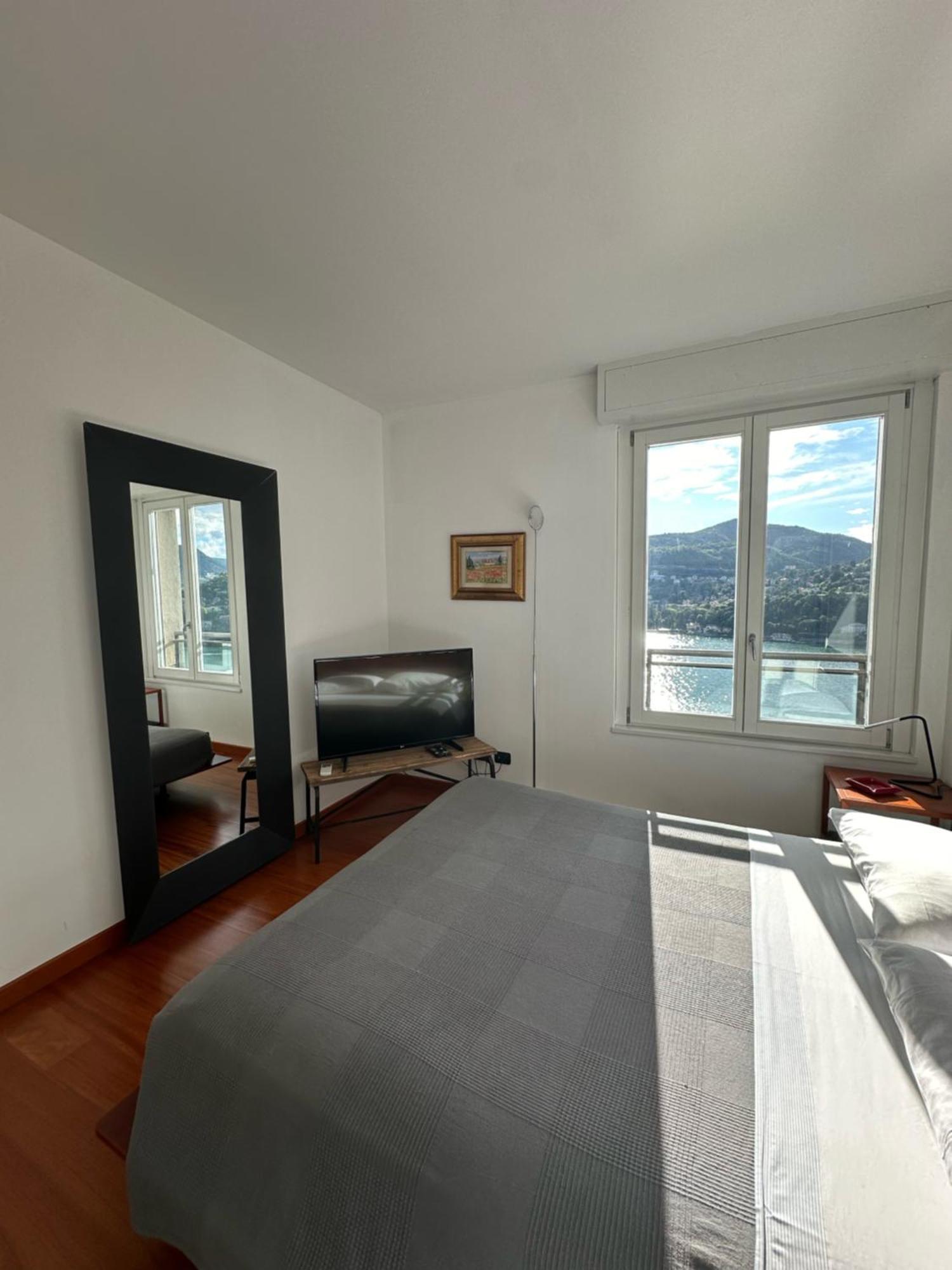 View Ac And Garage * Como