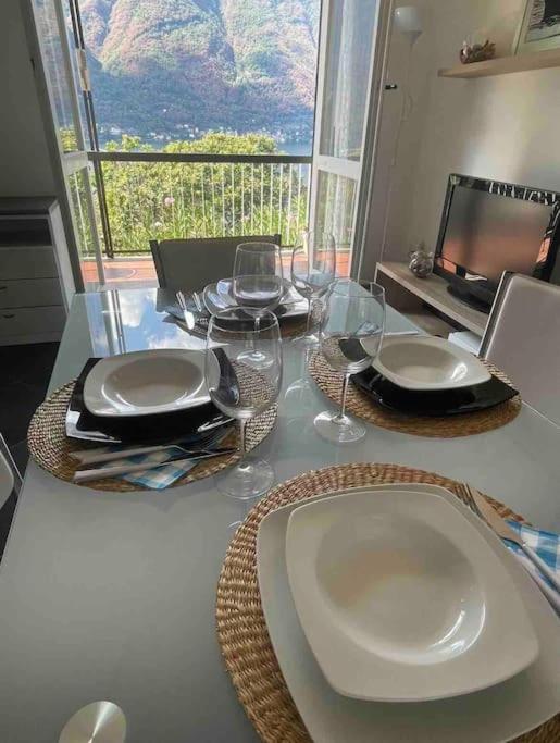 House - View & Solarium * Nesso