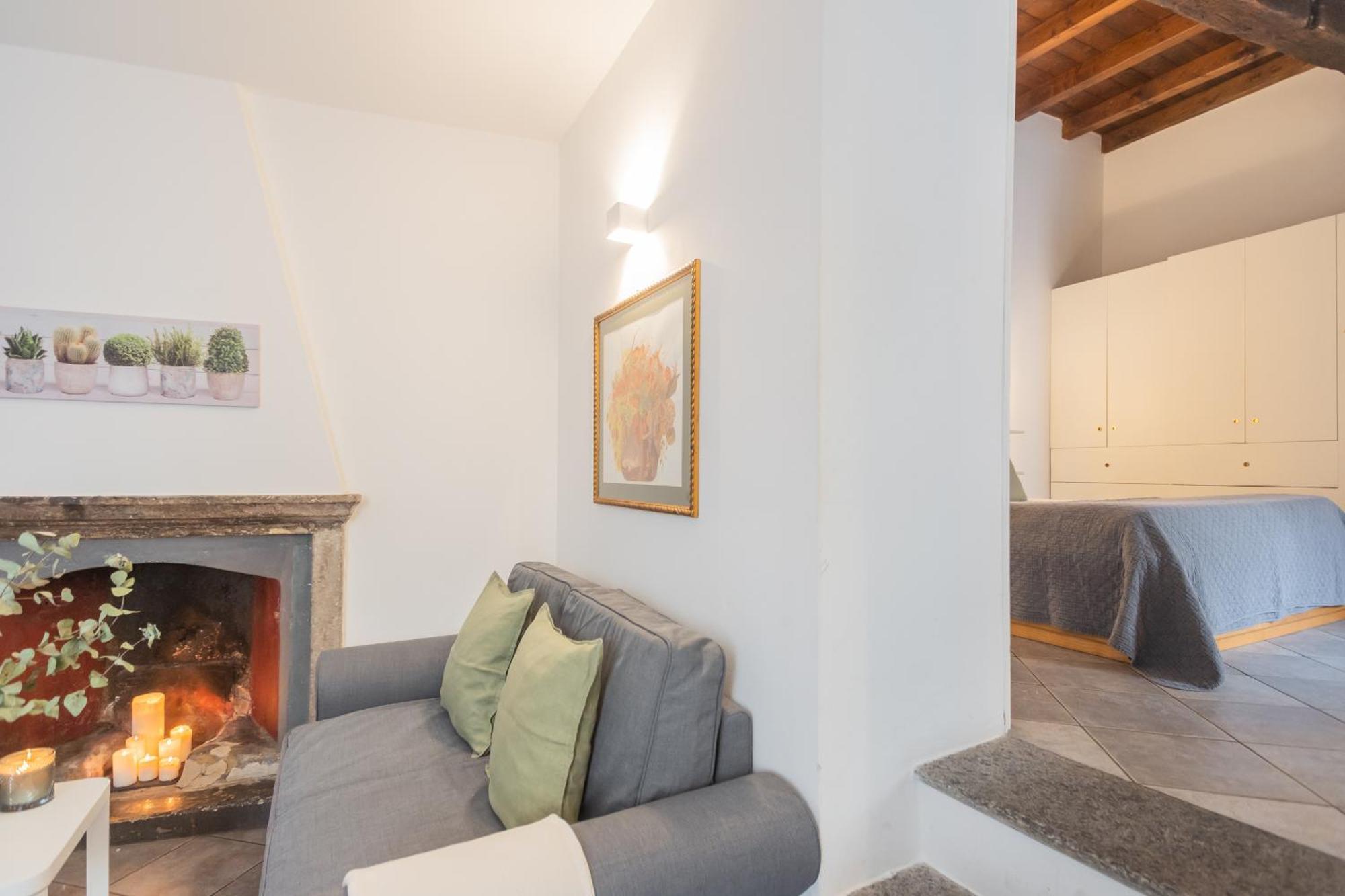 Up On The Roof By Rent Apartment Como