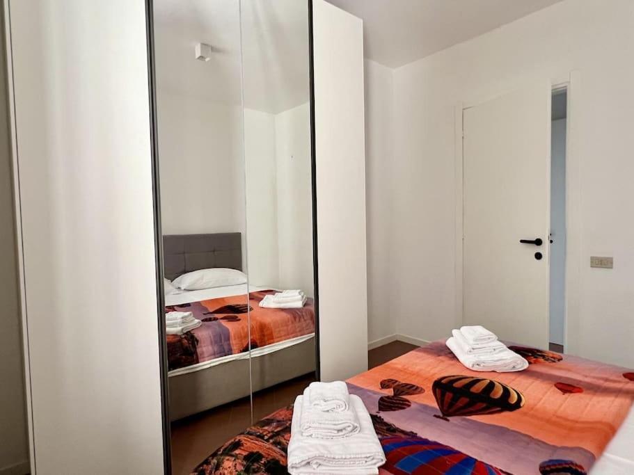Front 2-bedroom Flat - 6 Persons *