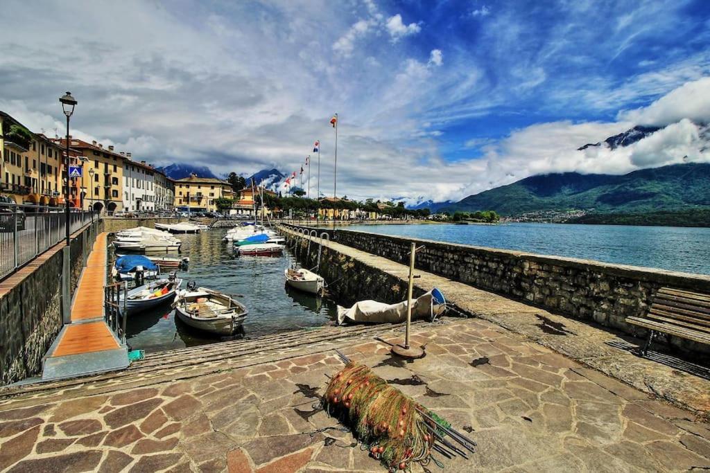 Front 2-bedroom Flat - 6 Persons Apartment Domaso