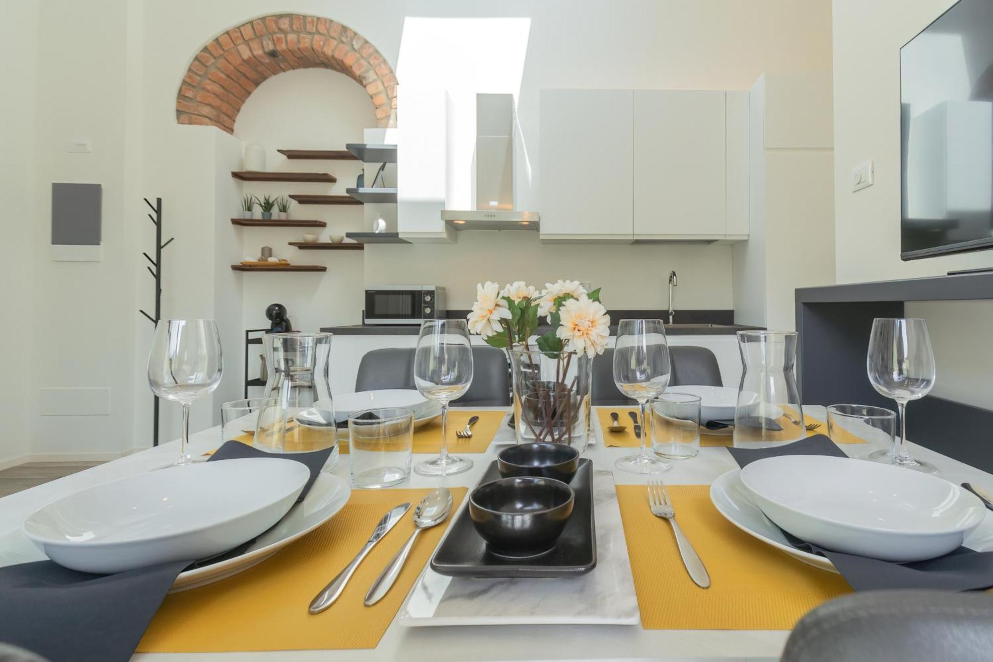 Manaraquattro - With Free Parking And View In Como, Near The Center - Apartment Como
