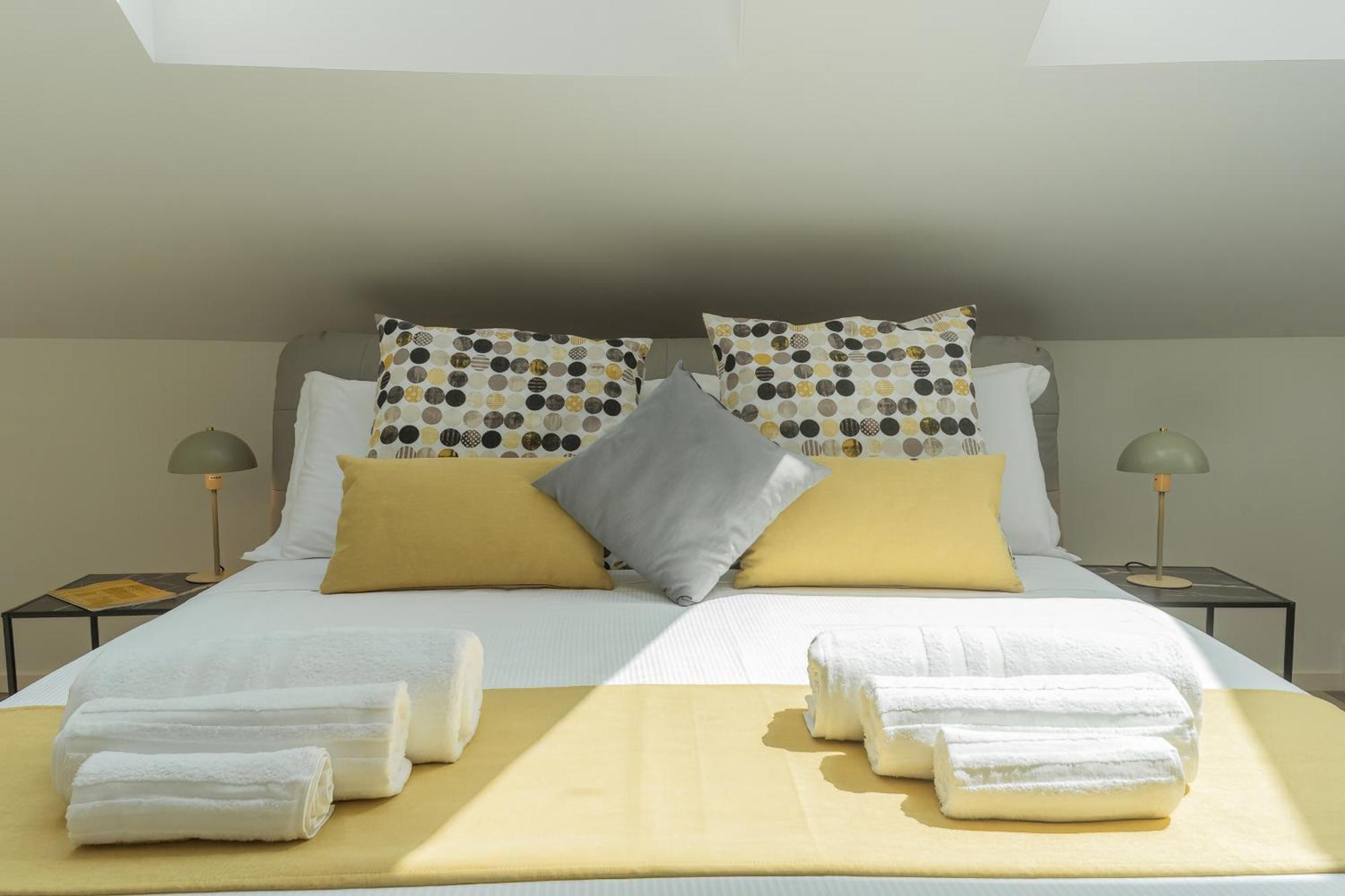 Manaraquattro - With Free Parking And View In Como, Near The Center - Apartment Como