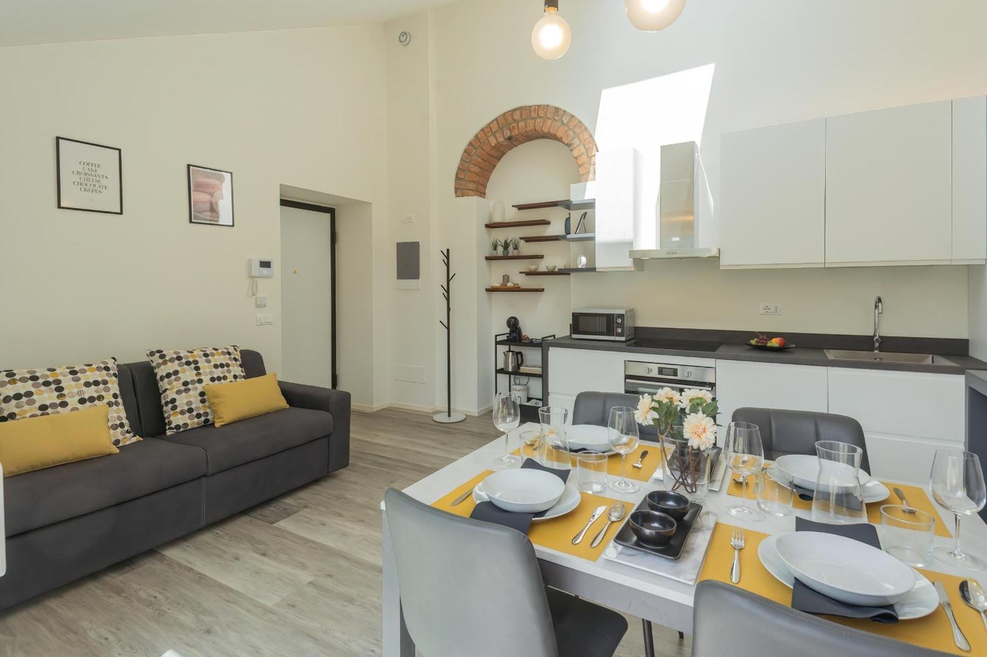 Manaraquattro - With Free Parking And View In Como, Near The Center -