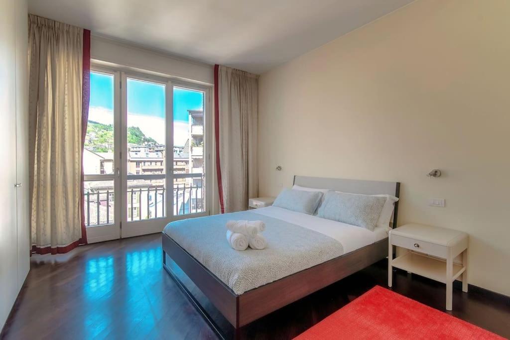 Elegante Casa Con Garage Ac Wifi Balcony *