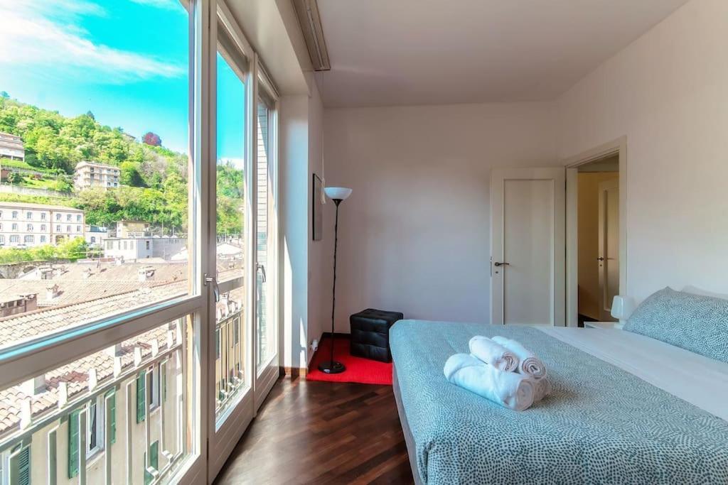 Elegante Casa Con Garage Ac Wifi Balcony