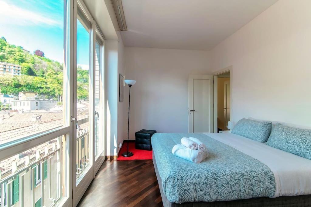 Elegante Casa Con Garage Ac Wifi Balcony Como