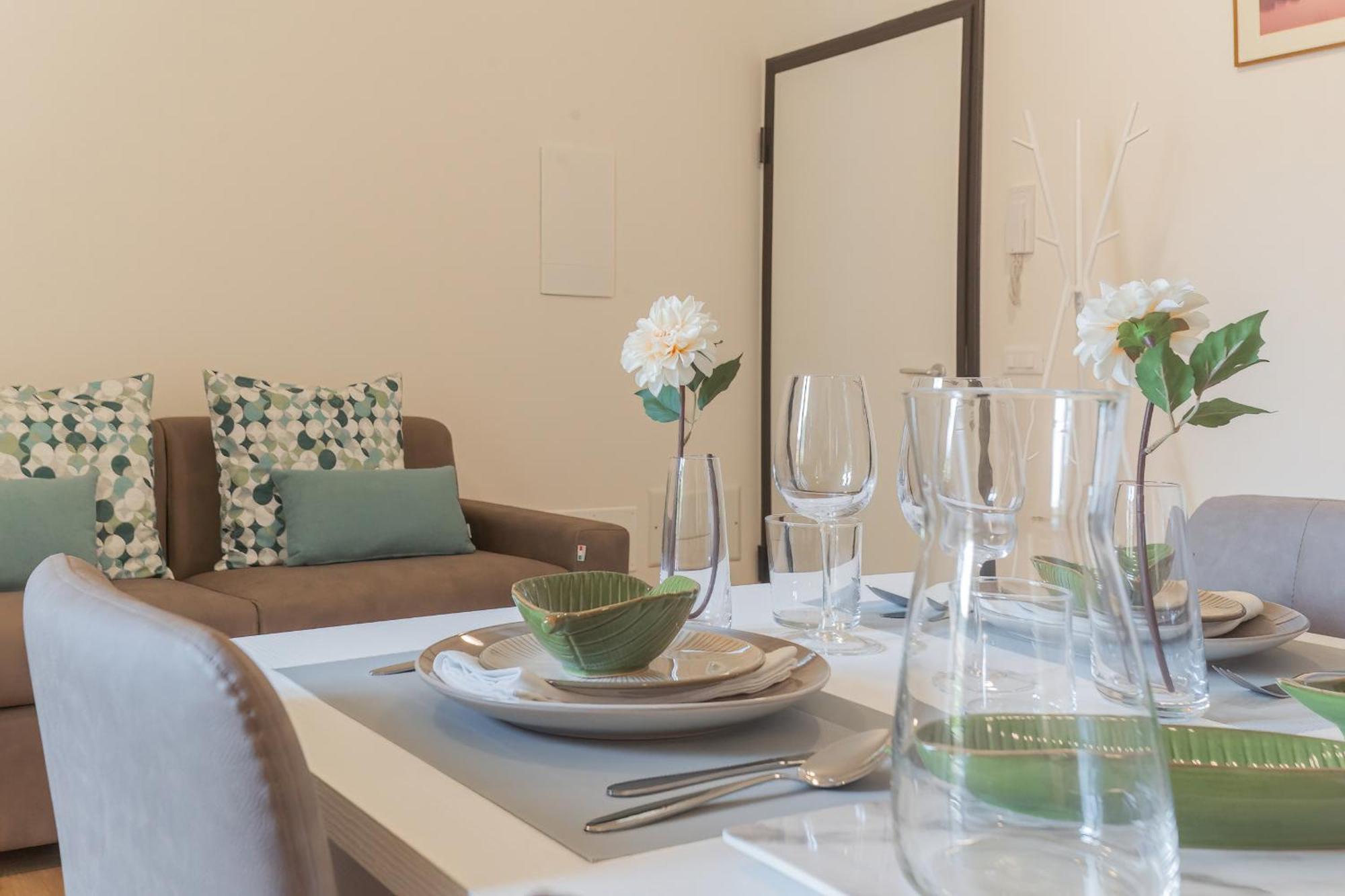 Manaraquattro - In Near The Center With Free Parking -