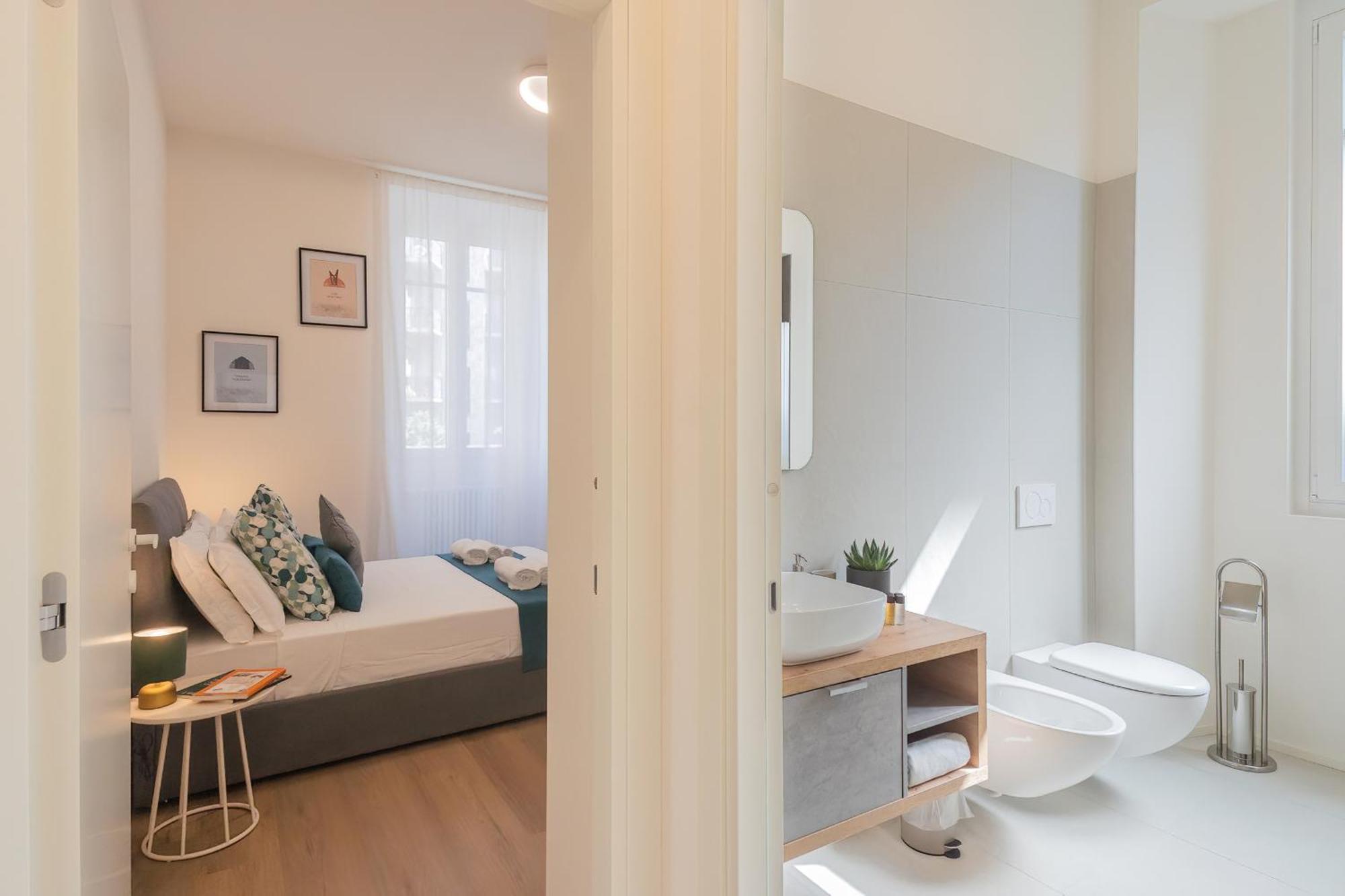 Manaraquattro - In Near The Center With Free Parking - Apartment Como