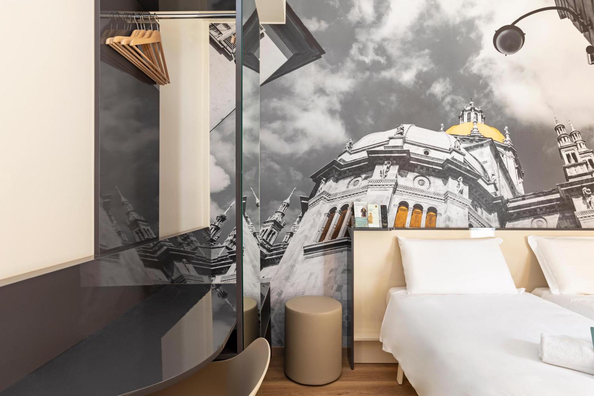 Center Hotel 3*