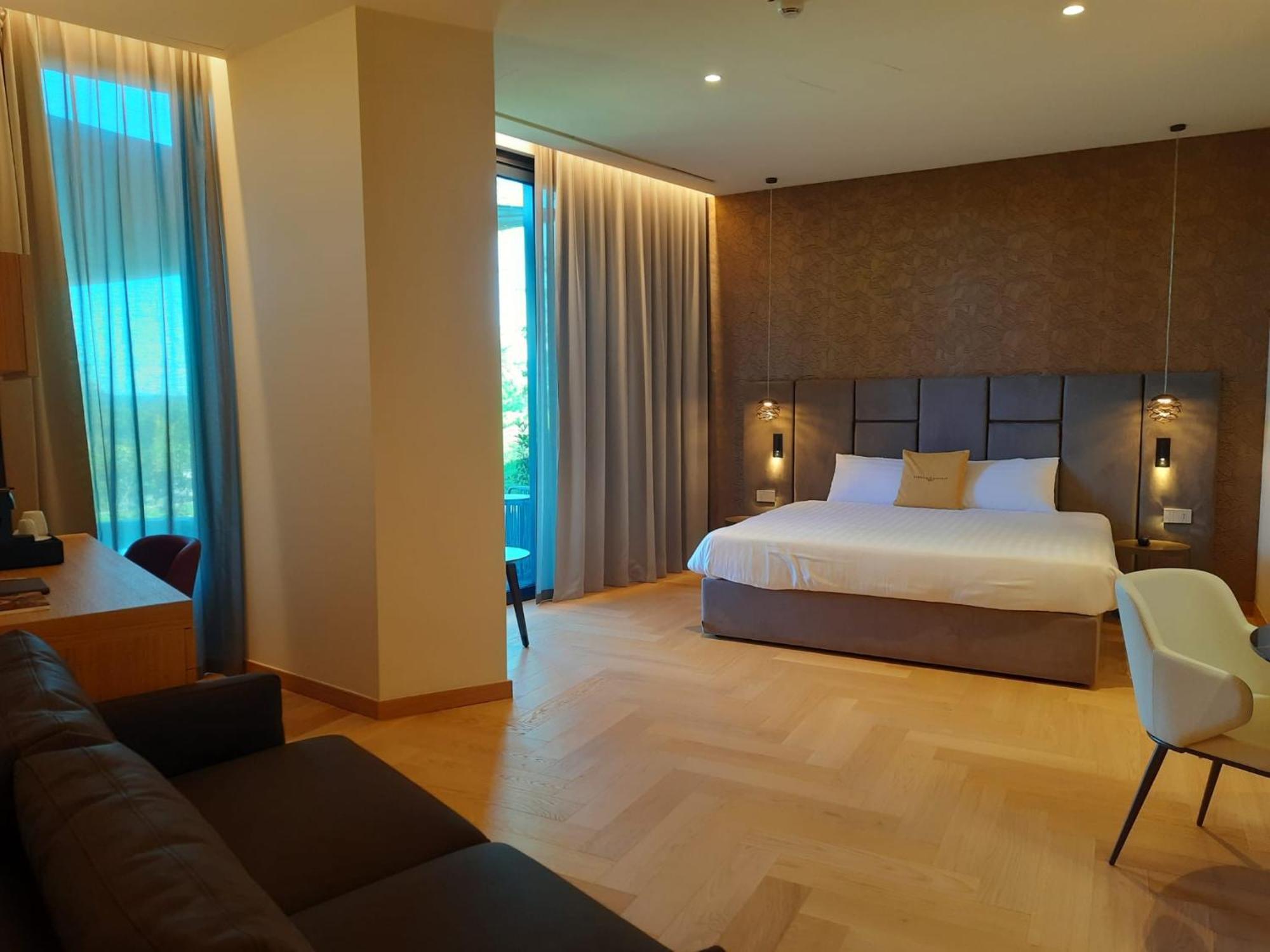 Hotel Relais & Castello Di Casiglio 4*