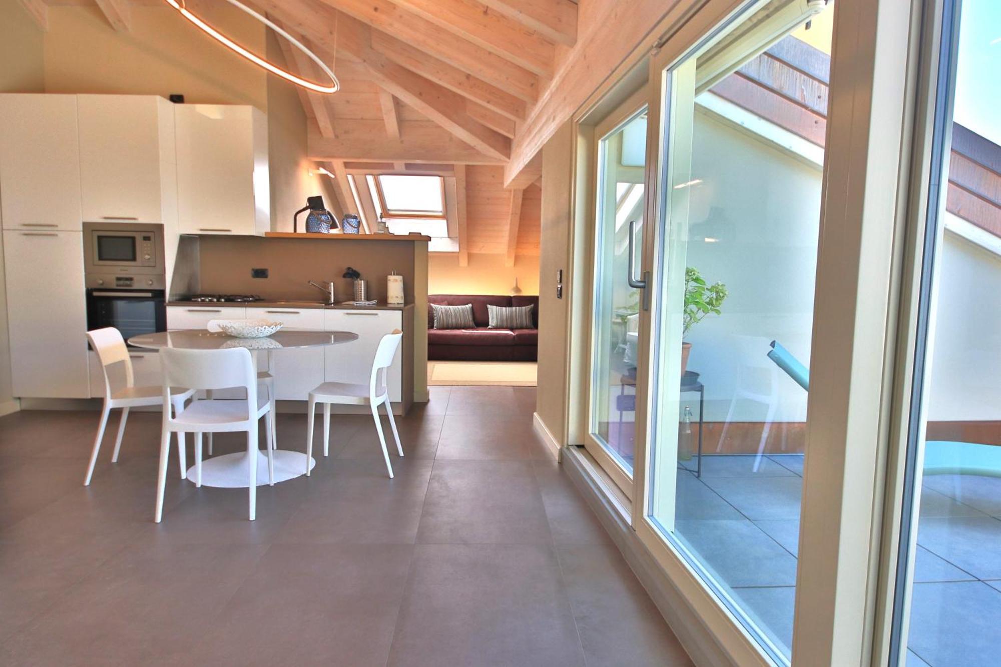 Liszt Attic By Klabhouse Apartment Bellagio