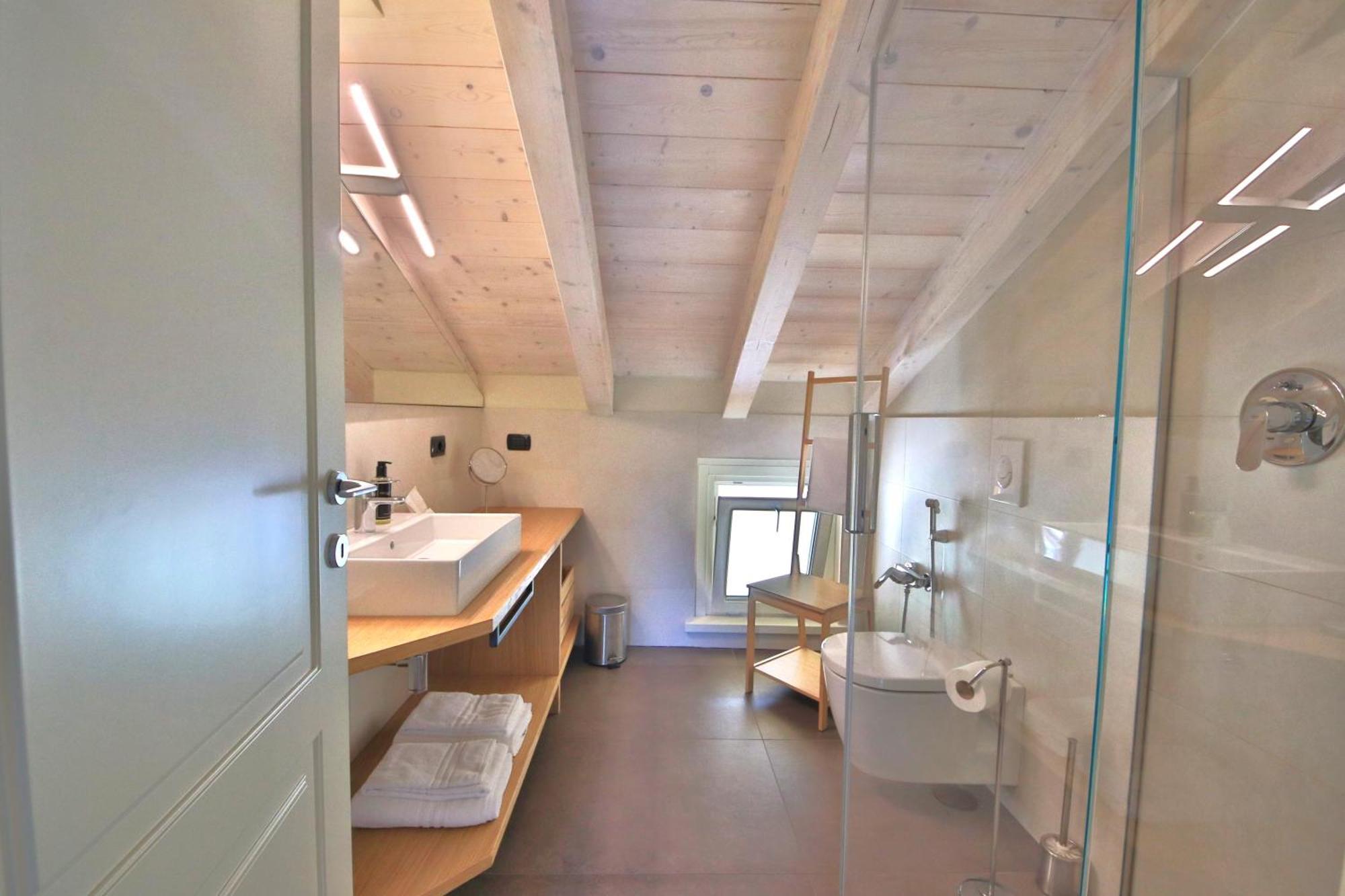 Liszt Attic By Klabhouse *