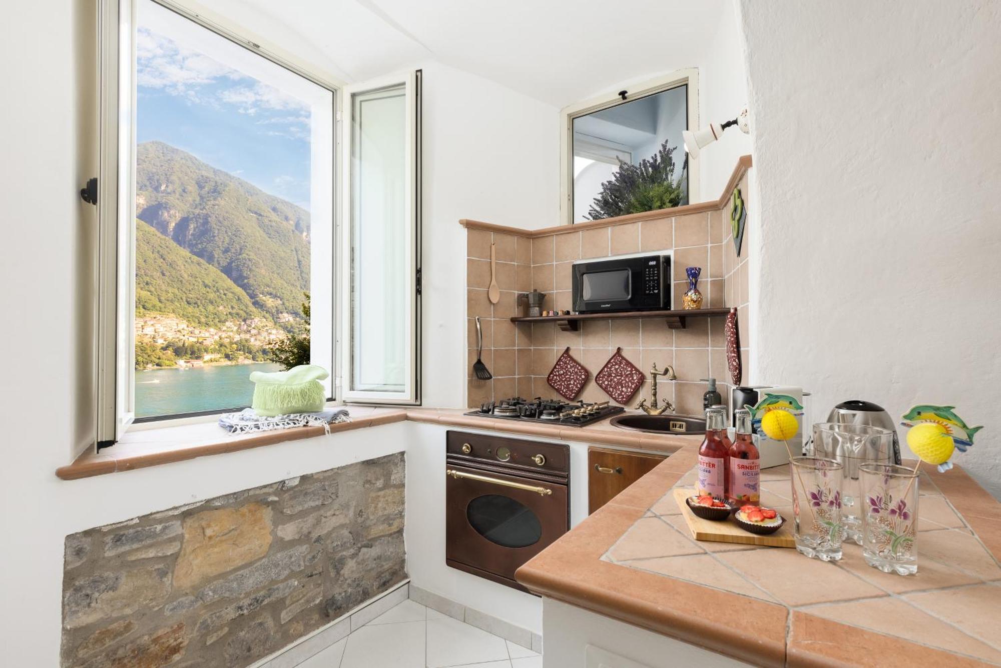 Casetta Sul - A 150m Apartment Laglio