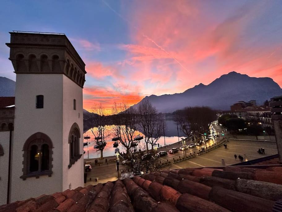 Lakefront In Center - Cozy With Amazing Views Apartment
