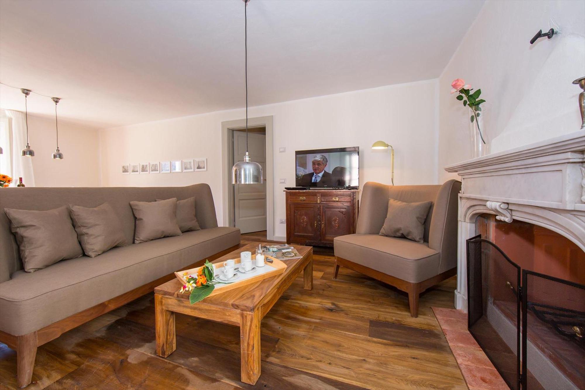Felice Sul Sala Comacina
