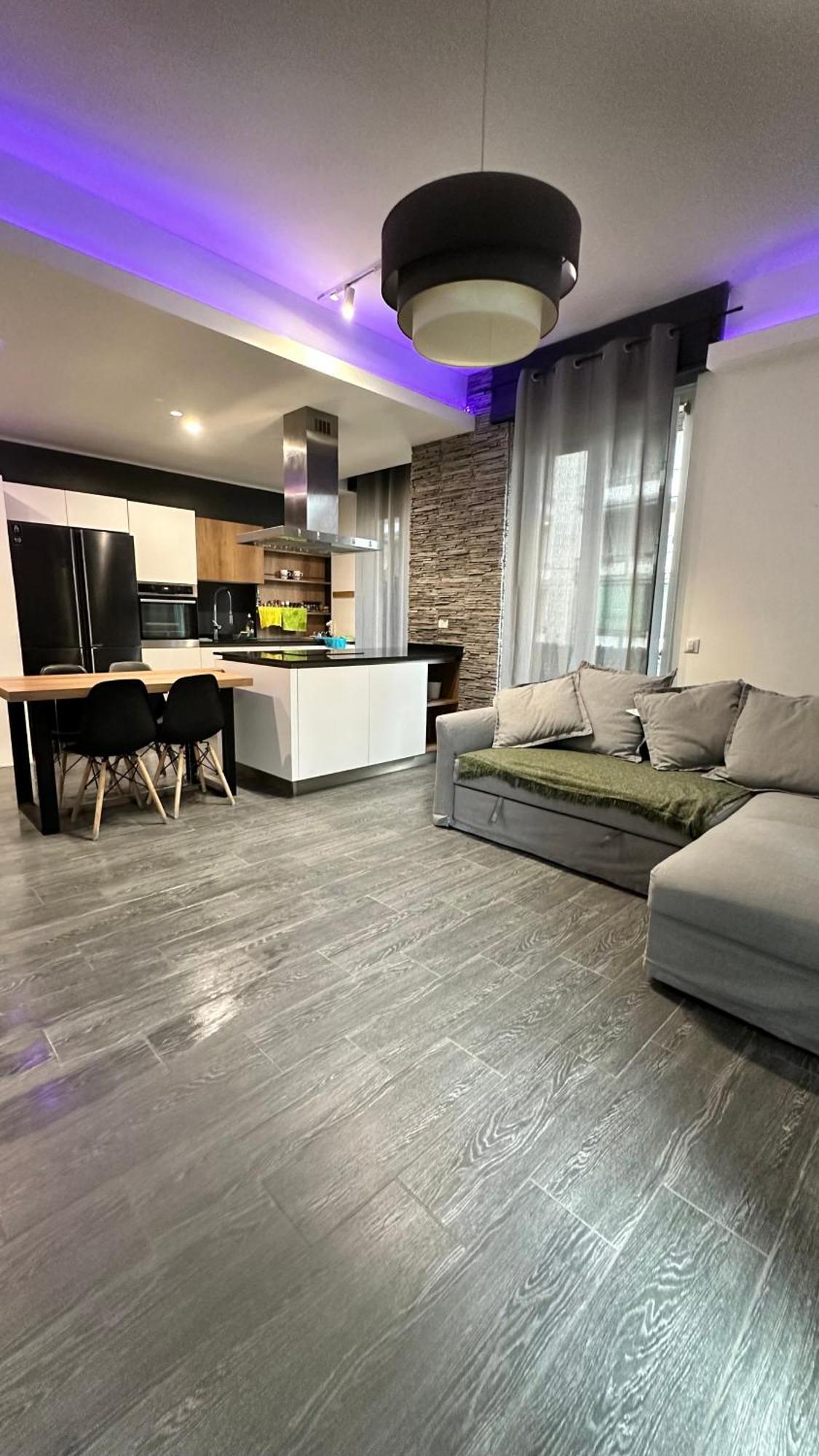 Apartment House