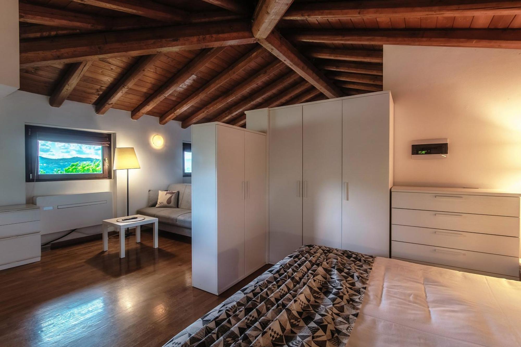 Apartment Valles & Mars Como