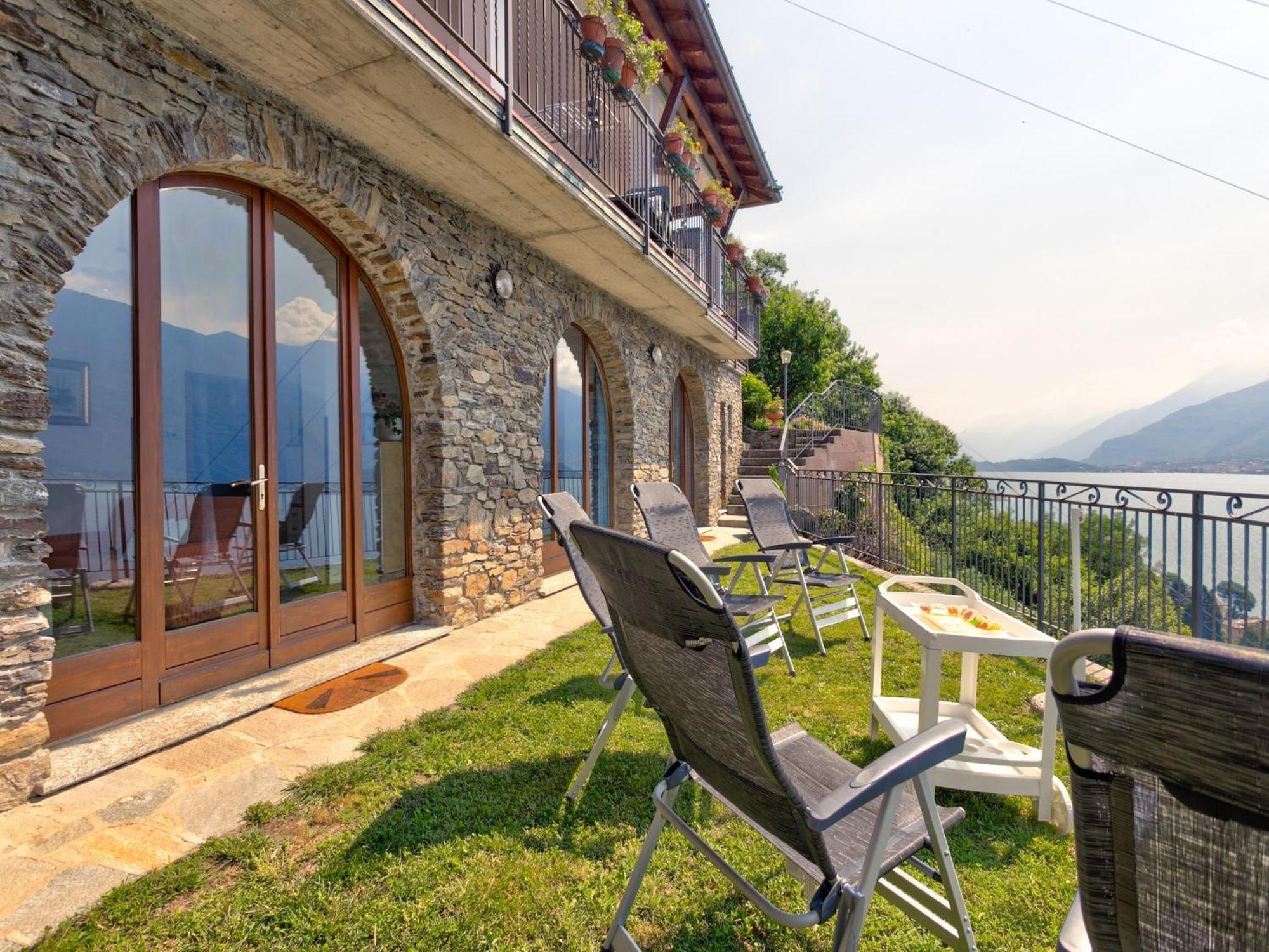 Wonderful Flat With Swimming Pool Lift And Garden *